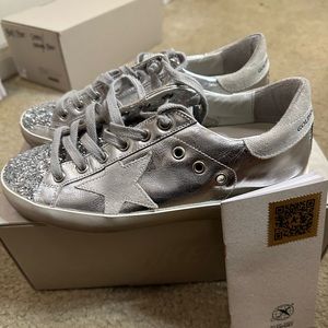 Silver glitter & leather Star Super-Stars! In great condition! size 37